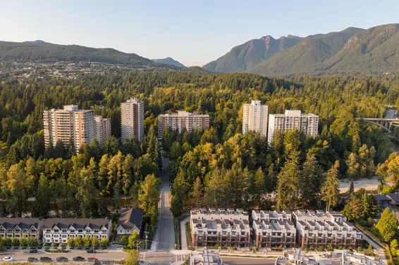 20 1960 Glenaire Drive, North Vancouver For Sale - image 31