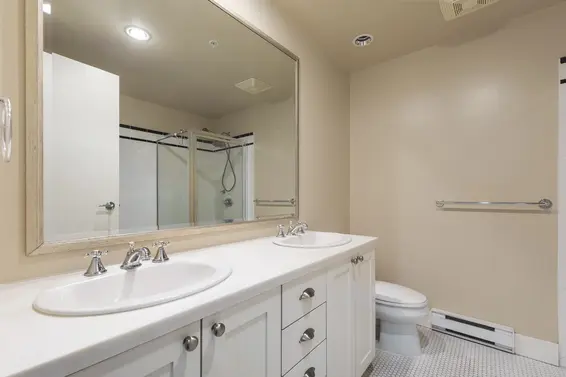 312 170 West 1st Street, North Vancouver For Sale - image 17