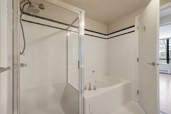 312 170 West 1st Street, North Vancouver For Sale - image 18