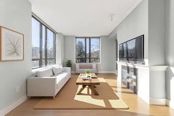 312 170 West 1st Street, North Vancouver For Sale - image 3