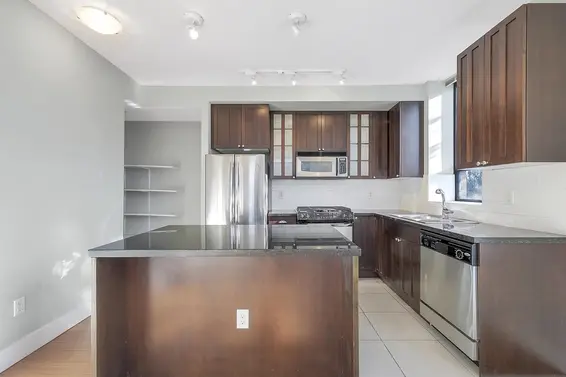 312 170 West 1st Street, North Vancouver For Sale - image 8