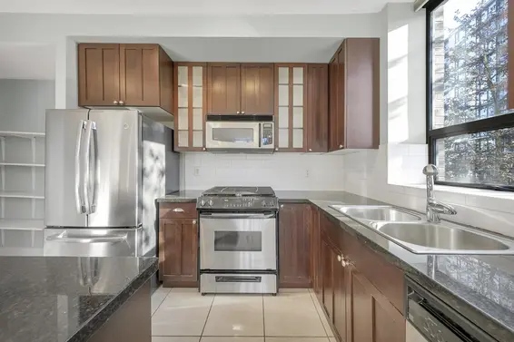 312 170 West 1st Street, North Vancouver For Sale - image 9