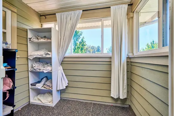 562 West Keith Road, North Vancouver For Sale - image 21