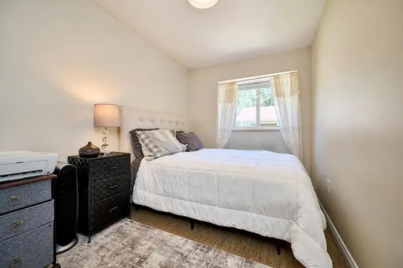 562 West Keith Road, North Vancouver For Sale - image 22