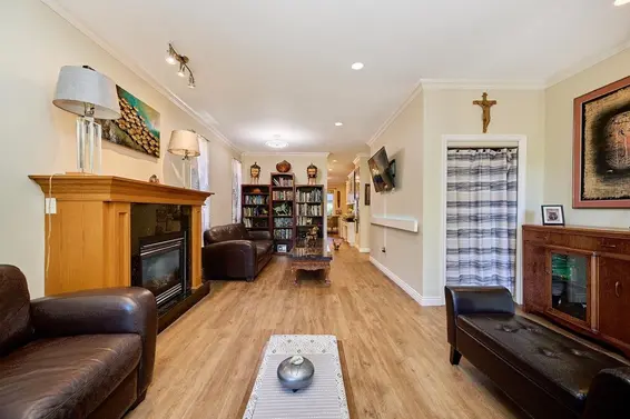 562 West Keith Road, North Vancouver For Sale - image 7