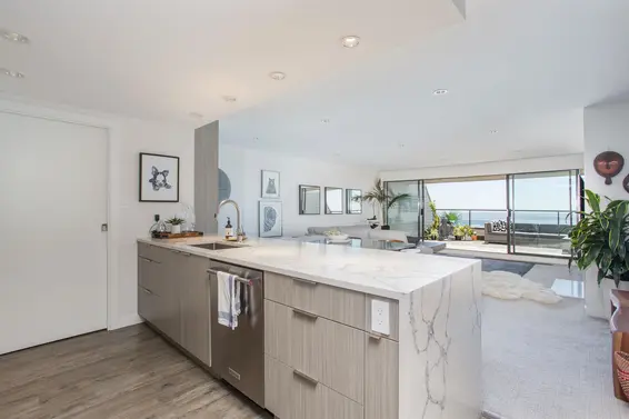 34 2242 Folkestone Way, West Vancouver For Sale - image 7