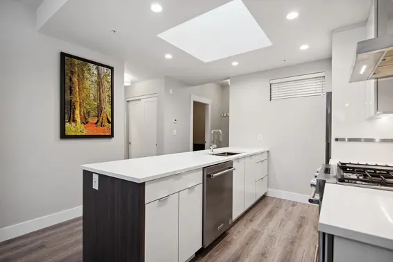 603 1496 Charlotte Road, North Vancouver For Sale - image 13