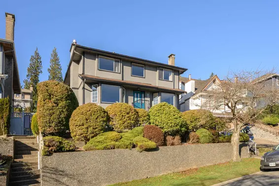 2735 Tempe Knoll Drive, North Vancouver For Sale - image 33