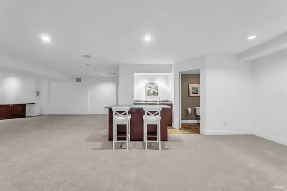 4683 Decourcy Court, West Vancouver For Sale - image 37