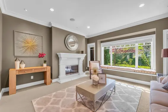 4683 Decourcy Court, West Vancouver For Sale - image 7
