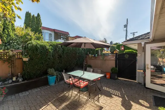 3 1652 Mahon Avenue, North Vancouver For Sale - image 13