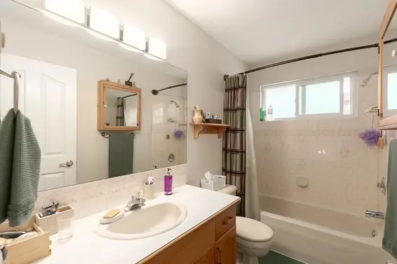 3 1652 Mahon Avenue, North Vancouver For Sale - image 26