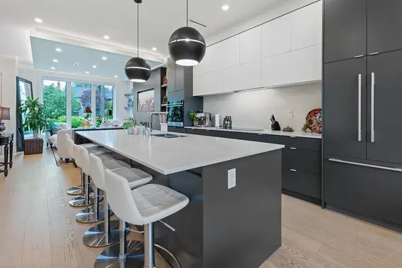 609 East 4th Street, North Vancouver For Sale - image 5