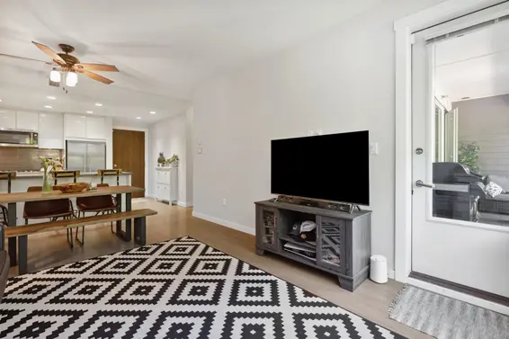 110 255 West 1 Street, North Vancouver For Sale - image 7