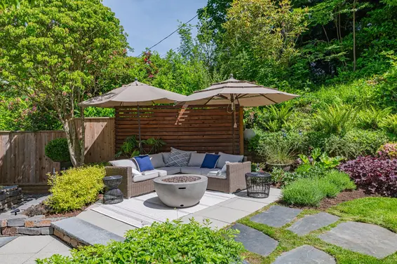 997 Canyon Boulevard, North Vancouver For Sale - image 2