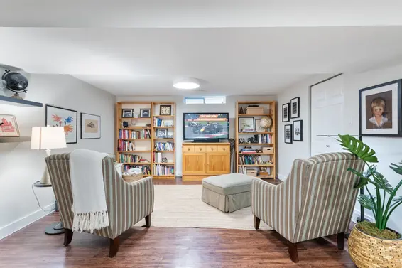 997 Canyon Boulevard, North Vancouver For Sale - image 25