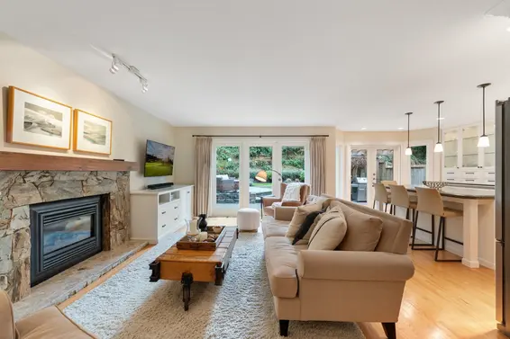 997 Canyon Boulevard, North Vancouver For Sale - image 4
