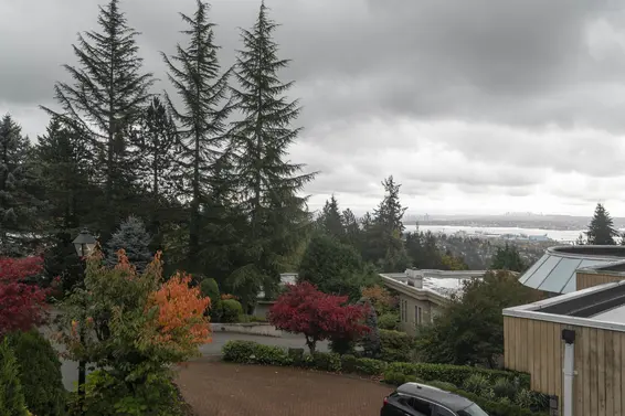 2572 Westhill Close, West Vancouver For Sale - image 8