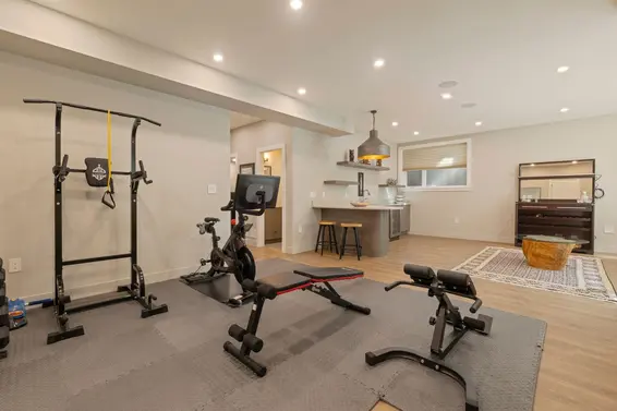 285 Monteray Avenue, North Vancouver For Sale - image 34