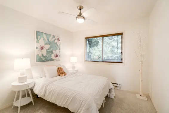 939 Calverhall Street, North Vancouver For Sale - image 21