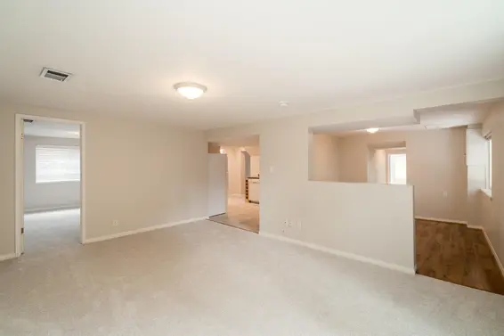 939 Calverhall Street, North Vancouver For Sale - image 28