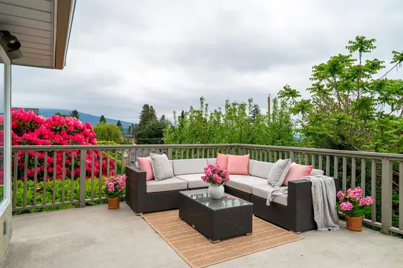 939 Calverhall Street, North Vancouver For Sale - image 8