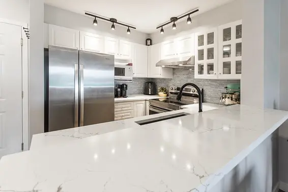 305 155 East 3rd Street, North Vancouver For Sale - image 3
