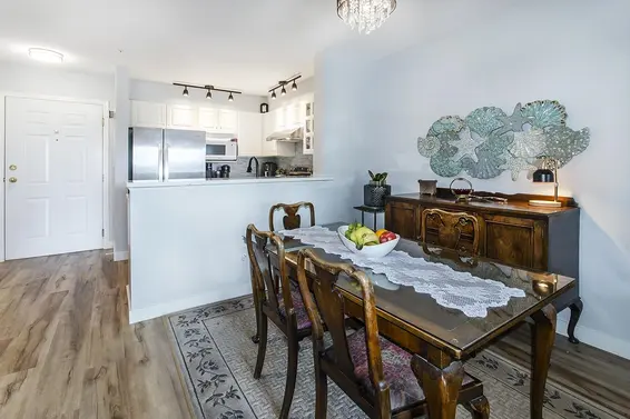 305 155 East 3rd Street, North Vancouver For Sale - image 6