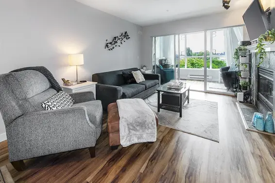 305 155 East 3rd Street, North Vancouver For Sale - image 7
