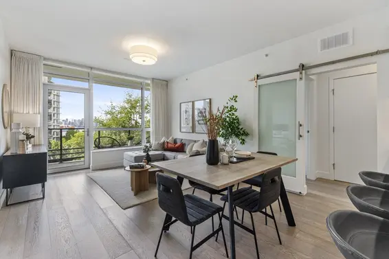 309 177 West 3rd Street, North Vancouver