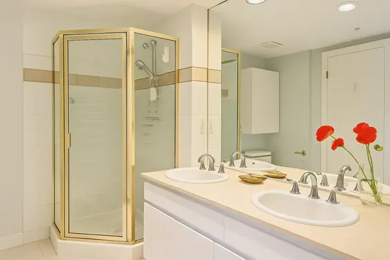 4D 338 Taylor Way, West Vancouver For Sale - image 10