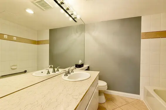 4D 338 Taylor Way, West Vancouver For Sale - image 13