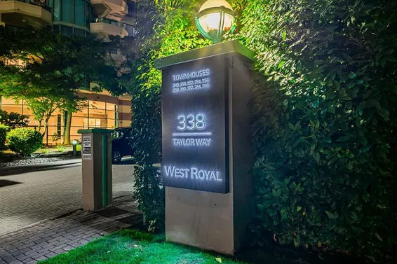 4D 338 Taylor Way, West Vancouver For Sale - image 2