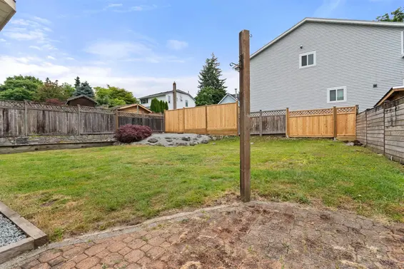 828 Nicolum Court, North Vancouver For Sale - image 25