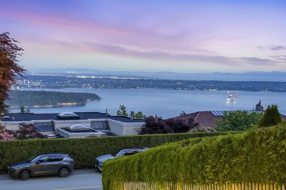 1574 Chartwell Drive, West Vancouver For Sale - image 12