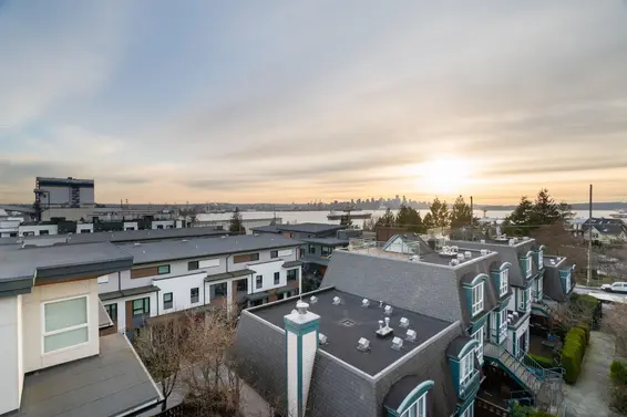 12 533 East 3rd Street, North Vancouver For Sale - image 31