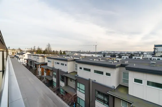 12 533 East 3rd Street, North Vancouver For Sale - image 33