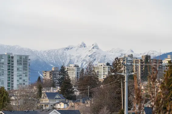 12 533 East 3rd Street, North Vancouver For Sale - image 36
