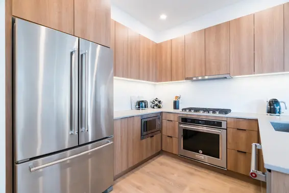 12 533 East 3rd Street, North Vancouver For Sale - image 5