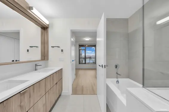 401 755 Harbourside Drive, North Vancouver For Sale - image 6