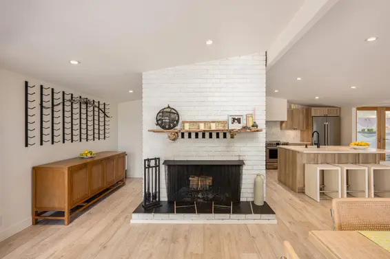 27 Brunswick Beach Road, West Vancouver For Sale - image 10