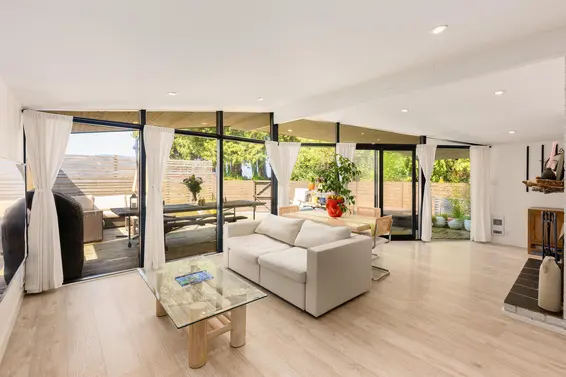 27 Brunswick Beach Road, West Vancouver For Sale - image 6