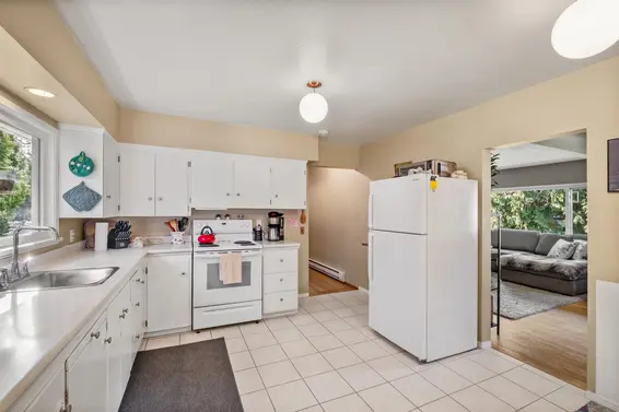 551 East Osborne Road, North Vancouver For Sale - image 10