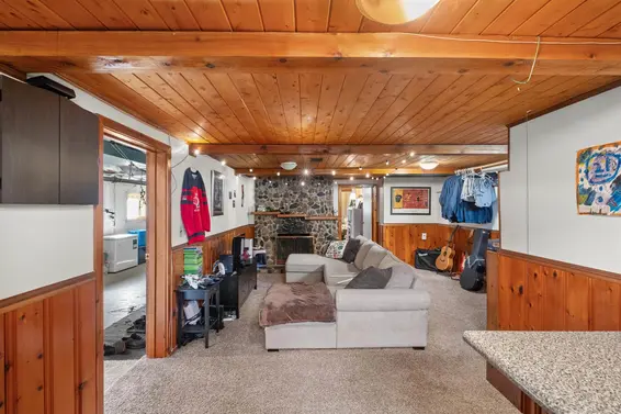 551 East Osborne Road, North Vancouver For Sale - image 14