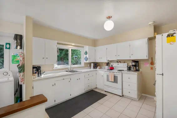 551 East Osborne Road, North Vancouver For Sale - image 9