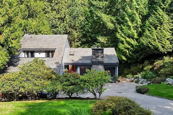8568 Bedora Place, West Vancouver