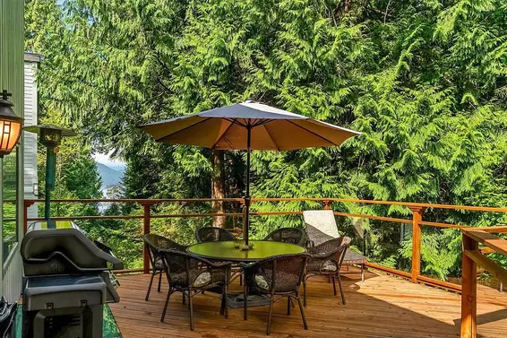 8568 Bedora Place, West Vancouver For Sale - image 12