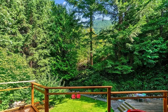 8568 Bedora Place, West Vancouver For Sale - image 13