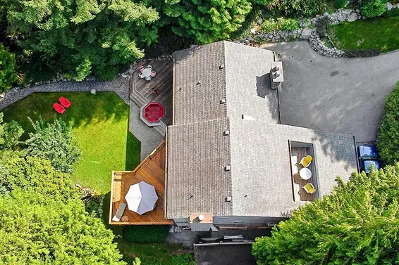 8568 Bedora Place, West Vancouver For Sale - image 34