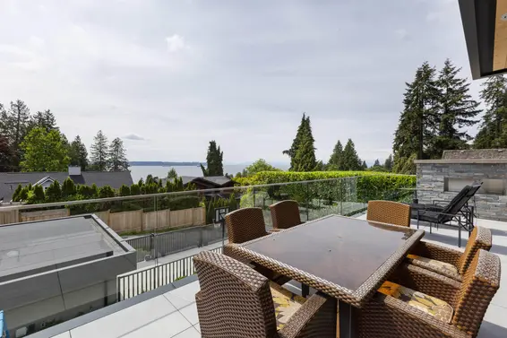 2678 Mathers Avenue, West Vancouver For Sale - image 20